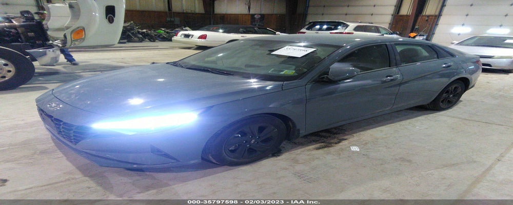 KMHLM4AG8NU332803 2022 HYUNDAI ELANTRA photo no. 2