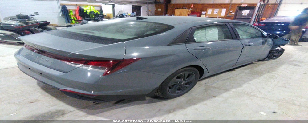 KMHLM4AG8NU332803 2022 HYUNDAI ELANTRA photo no. 4