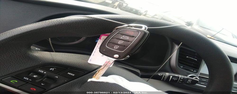 KM8J33A48JU743557 2018 HYUNDAI TUCSON photo no. 11