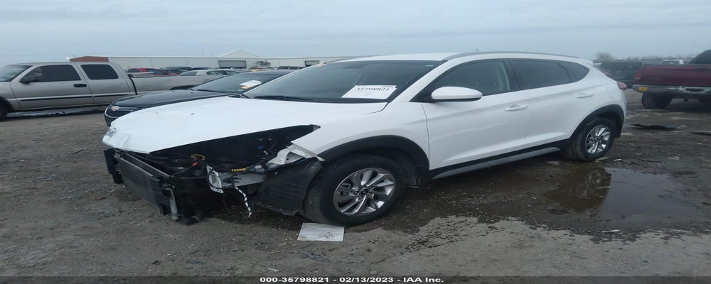 KM8J33A48JU743557 2018 HYUNDAI TUCSON photo no. 2