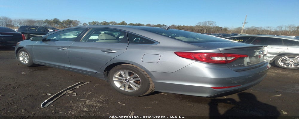 5NPE24AF5FH011954 2015 HYUNDAI SONATA photo no. 3