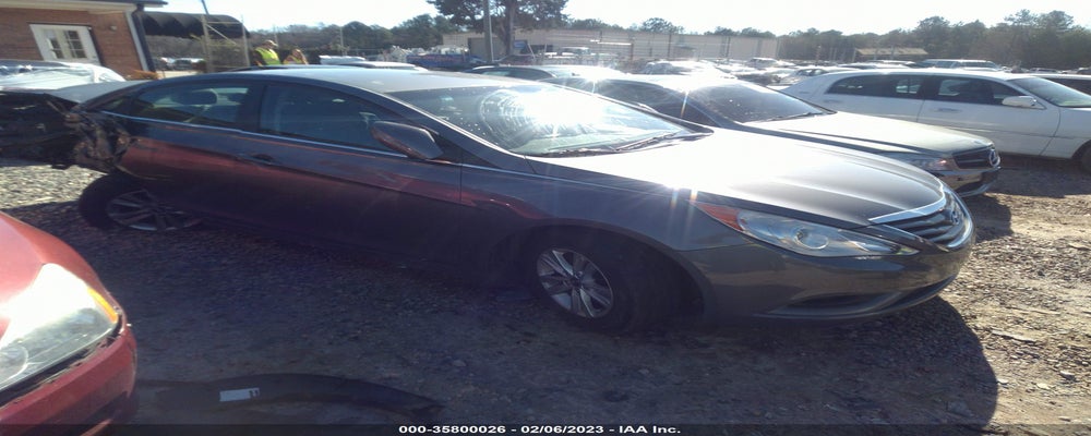 5NPEB4AC2BH202635 2011 HYUNDAI SONATA photo no. 1