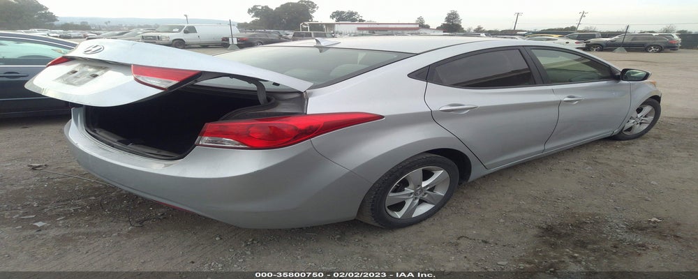 5NPDH4AE5DH328065 2013 HYUNDAI ELANTRA photo no. 4