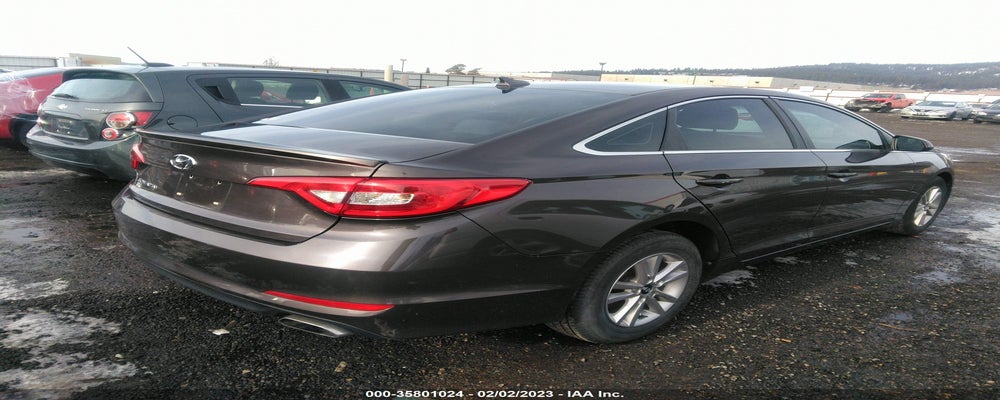 5NPE24AF3FH051014 2015 HYUNDAI SONATA photo no. 4