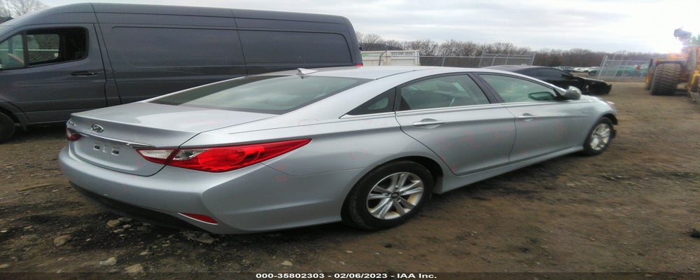 5NPEB4AC0EH862807 2014 HYUNDAI SONATA photo no. 4