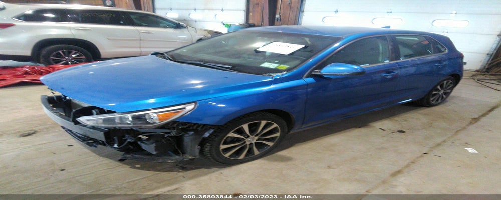 KMHH35LE8JU027502 2018 HYUNDAI ELANTRA GT photo no. 2
