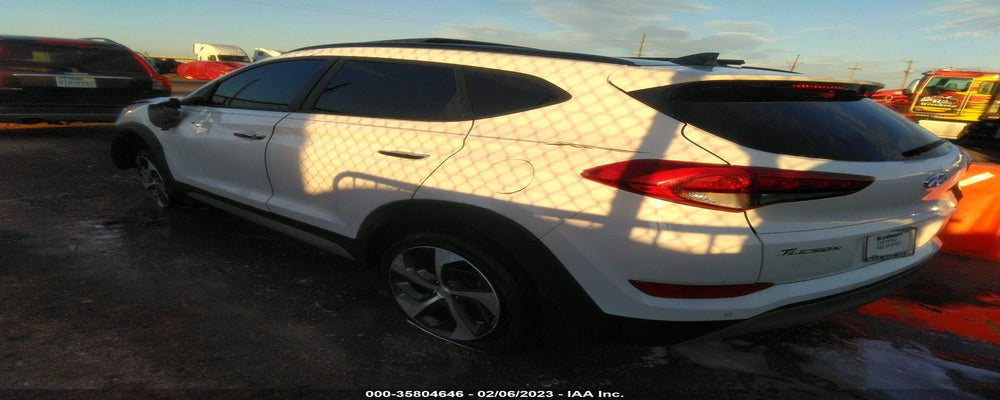 KM8J33A2XJU720313 2018 HYUNDAI TUCSON photo no. 3
