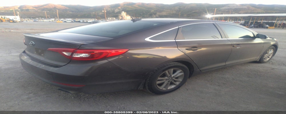 5NPE24AF5FH199780 2015 HYUNDAI SONATA photo no. 4