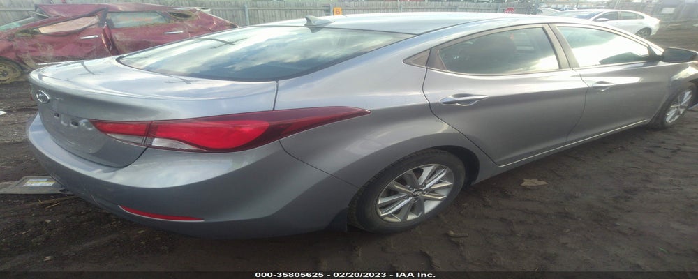 KMHDH4AE2FU281226 2015 HYUNDAI ELANTRA photo no. 4