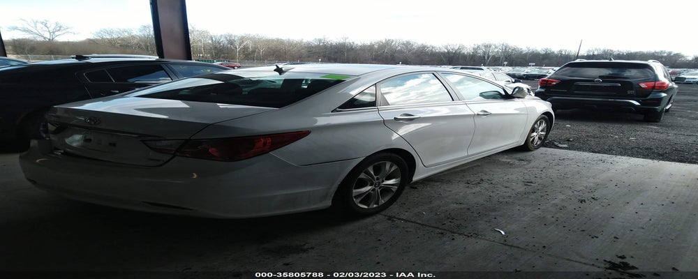 5NPEC4ACXDH802853 2013 HYUNDAI SONATA photo no. 4