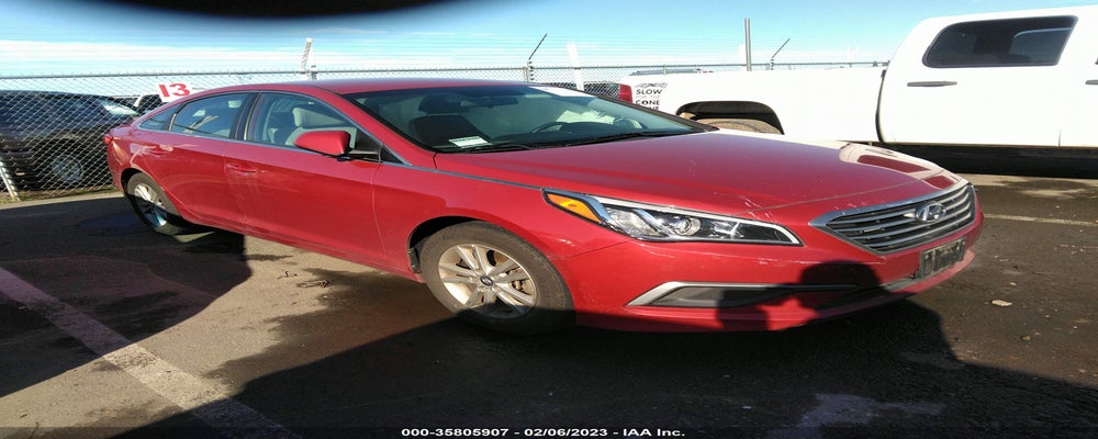 5NPE24AF4HH557437 2017 HYUNDAI SONATA photo no. 1
