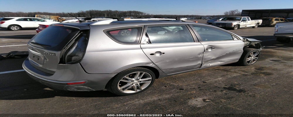 KMHDC8AEXBU110594 2011 HYUNDAI ELANTRA TOURING photo no. 4