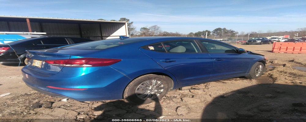 KMHD74LF8HU369564 2017 HYUNDAI ELANTRA photo no. 4