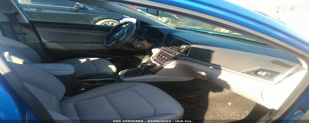 KMHD74LF8HU369564 2017 HYUNDAI ELANTRA photo no. 5