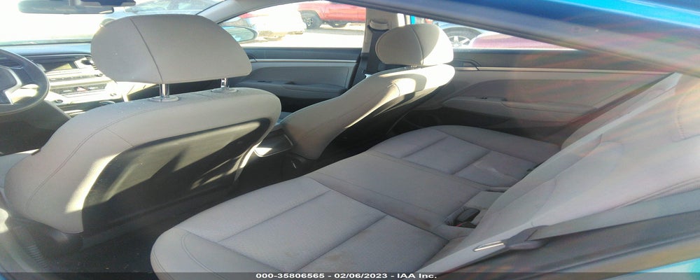 KMHD74LF8HU369564 2017 HYUNDAI ELANTRA photo no. 8