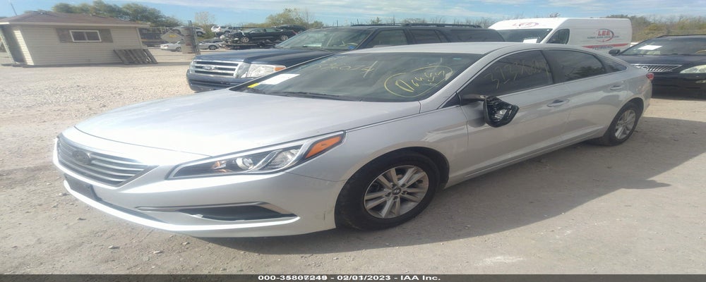 5NPE24AFXGH359038 2016 HYUNDAI SONATA photo no. 2