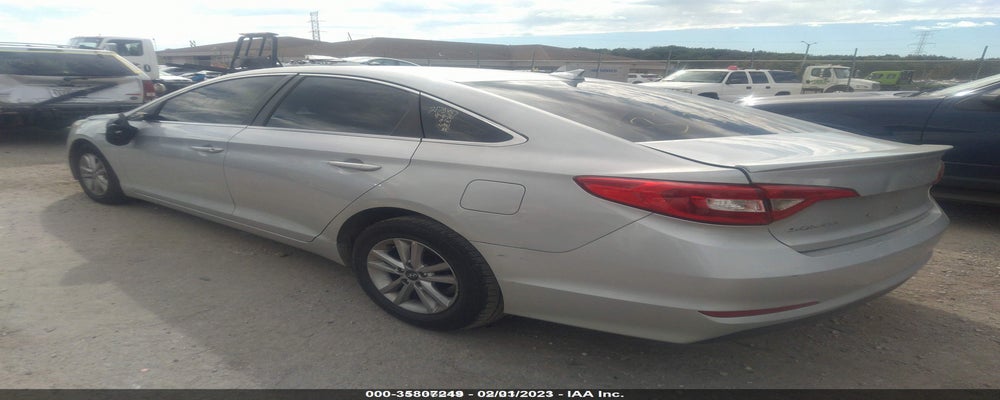 5NPE24AFXGH359038 2016 HYUNDAI SONATA photo no. 3