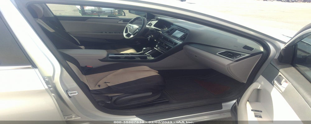 5NPE24AF5HH574957 2017 HYUNDAI SONATA photo no. 5