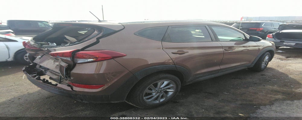 KM8J33A40GU180755 2016 HYUNDAI TUCSON photo no. 4