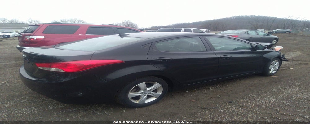 5NPDH4AE8DH235539 2013 HYUNDAI ELANTRA photo no. 4