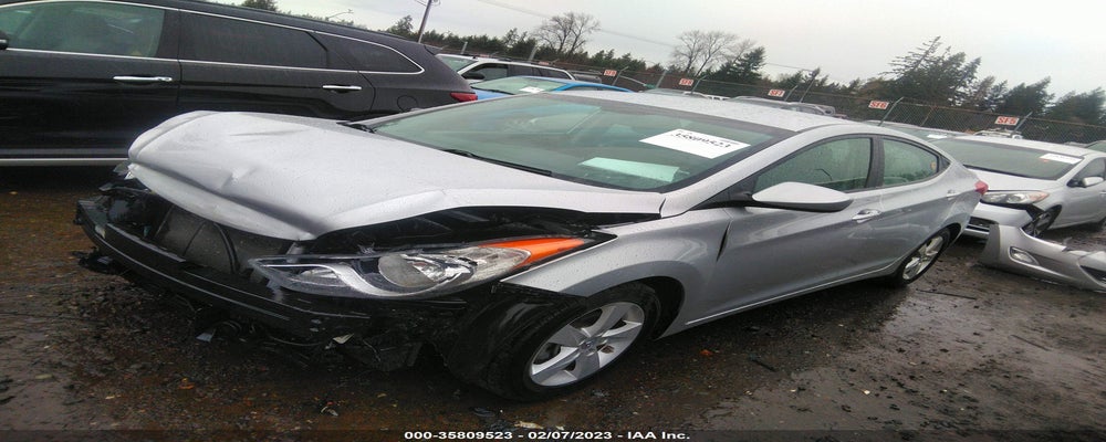 5NPDH4AE8DH220037 2013 HYUNDAI ELANTRA photo no. 2
