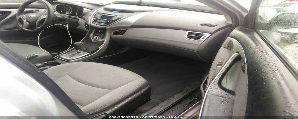 5NPDH4AE8DH220037 2013 HYUNDAI ELANTRA photo no. 5