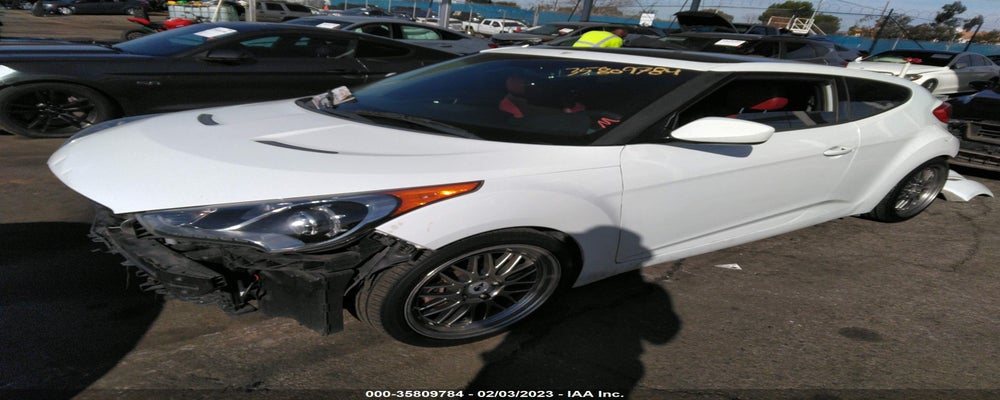 KMHTC6AD9DU161806 2013 HYUNDAI VELOSTER photo no. 2