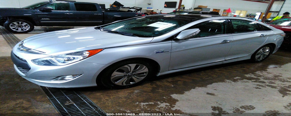 KMHEC4A45DA051043 2013 HYUNDAI SONATA HYBRID photo no. 2