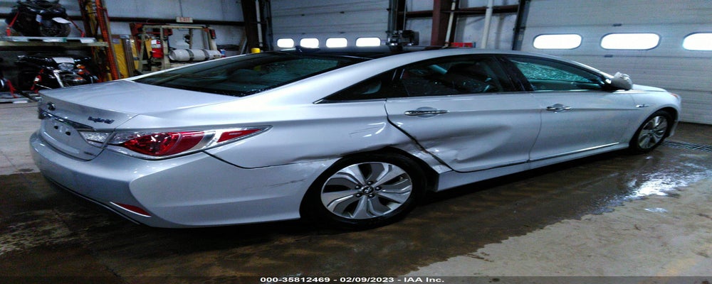 KMHEC4A45DA051043 2013 HYUNDAI SONATA HYBRID photo no. 4