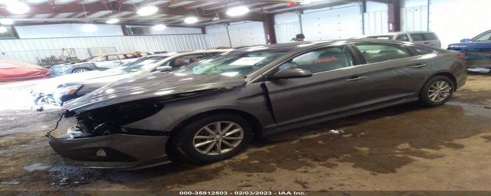 5NPE24AF0KH798483 2019 HYUNDAI SONATA photo no. 2
