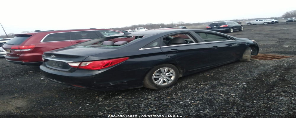 5NPEB4AC6BH193552 2011 HYUNDAI SONATA photo no. 4
