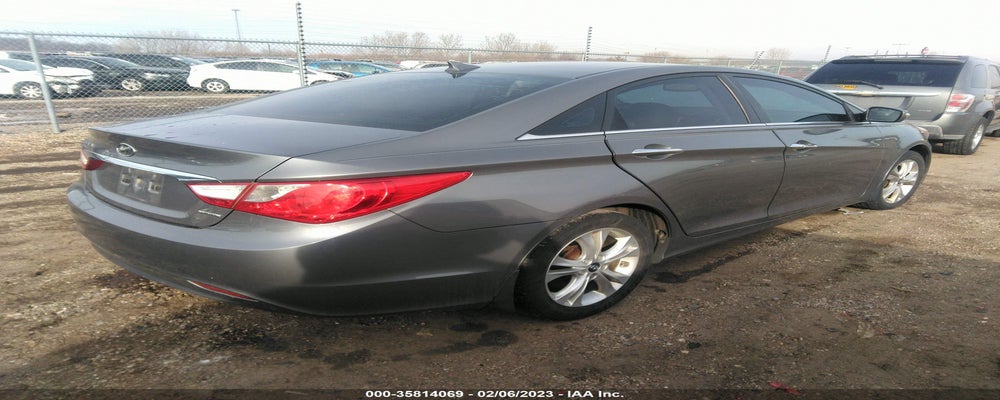 5NPEC4AC7DH562144 2013 HYUNDAI SONATA photo no. 4