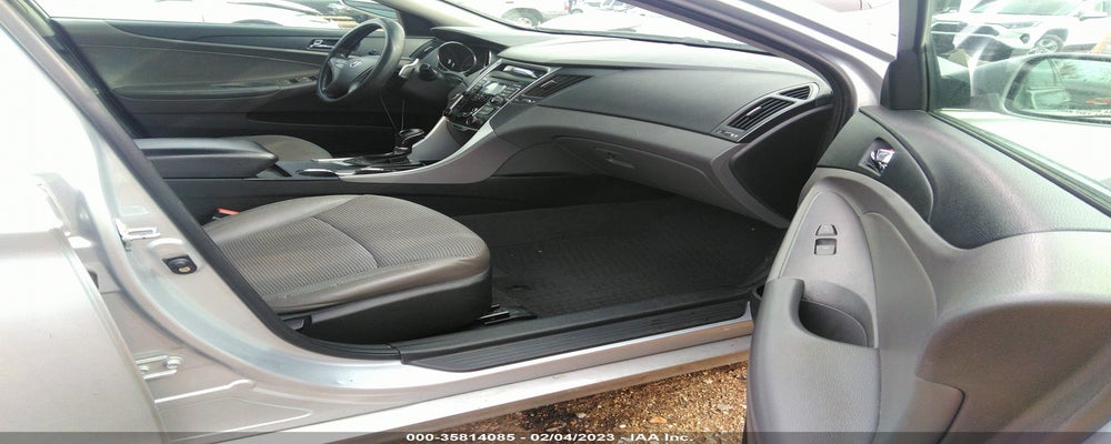 5NPEC4AC6BH257196 2011 HYUNDAI SONATA photo no. 5