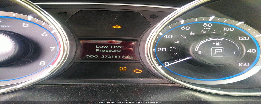 5NPEC4AC6BH257196 2011 HYUNDAI SONATA photo no. 7