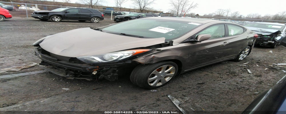 5NPDH4AE3DH246335 2013 HYUNDAI ELANTRA photo no. 2