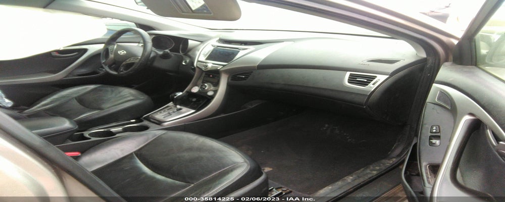 5NPDH4AE3DH246335 2013 HYUNDAI ELANTRA photo no. 5