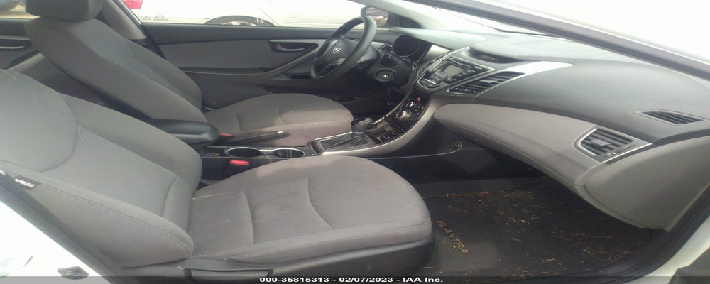 5NPDH4AE5GH747313 2016 HYUNDAI ELANTRA photo no. 5