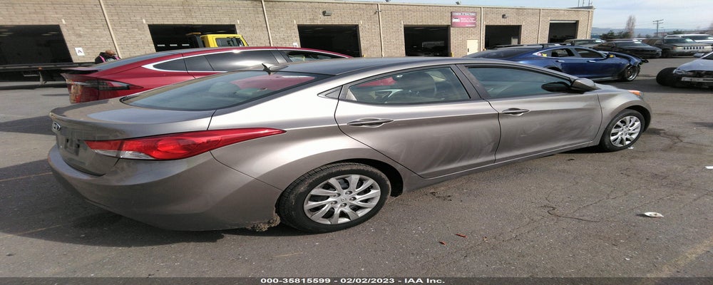 5NPDH4AE8CH137920 2012 HYUNDAI ELANTRA photo no. 4