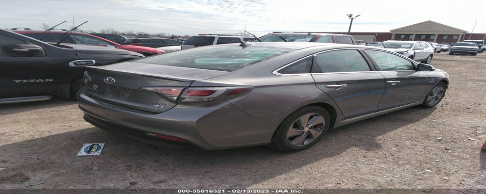 KMHE34L18HA057590 2017 HYUNDAI SONATA HYBRID photo no. 4