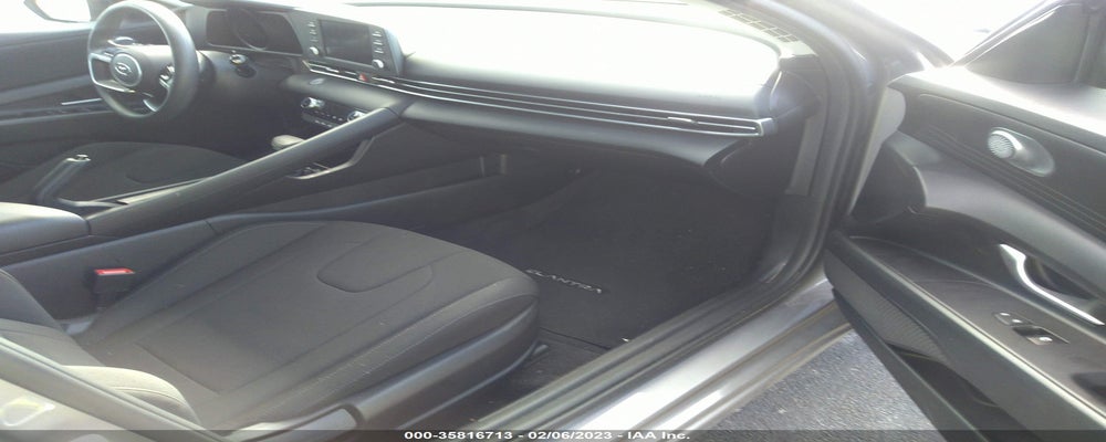 KMHLM4AG9NU220303 2022 HYUNDAI ELANTRA photo no. 5