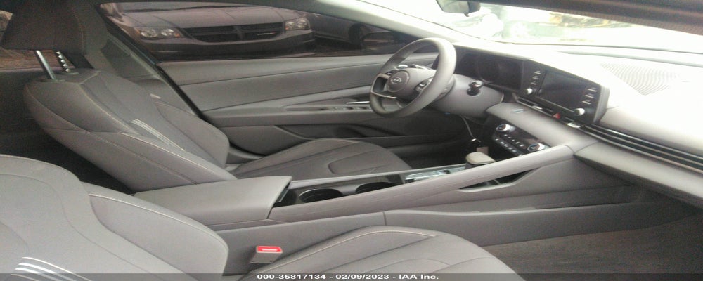 KMHLM4AJ0PU036947 2023 HYUNDAI ELANTRA HYBRID photo no. 5