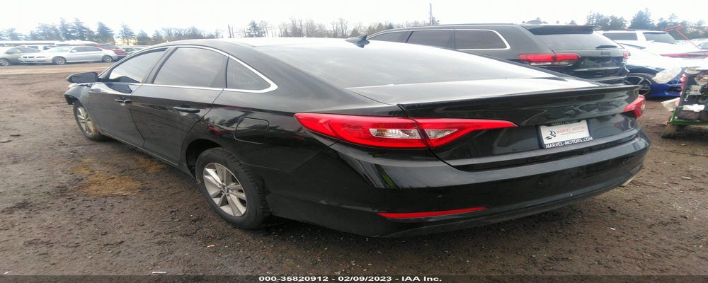 5NPE24AA0HH445710 2017 HYUNDAI SONATA photo no. 3