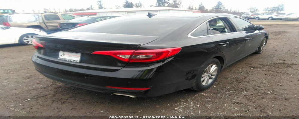 5NPE24AA0HH445710 2017 HYUNDAI SONATA photo no. 4