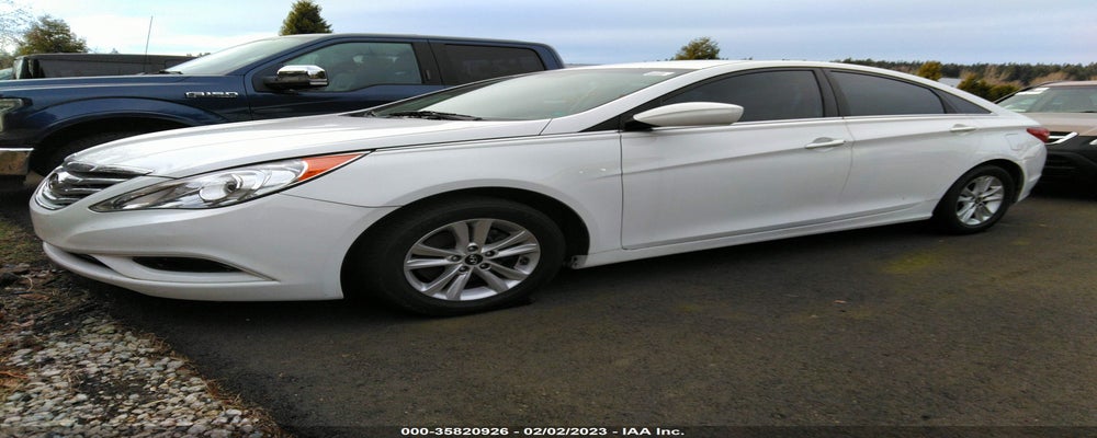 5NPEB4AC1CH421006 2012 HYUNDAI SONATA photo no. 2