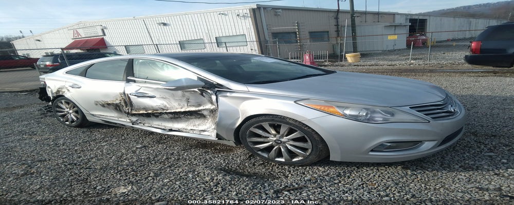 KMHFH4JG3DA245389 2013 HYUNDAI AZERA photo no. 18