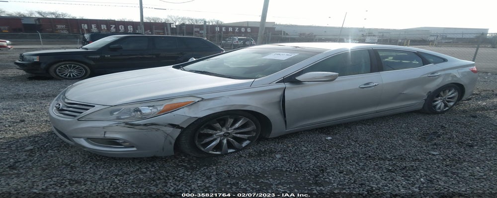 KMHFH4JG3DA245389 2013 HYUNDAI AZERA photo no. 2