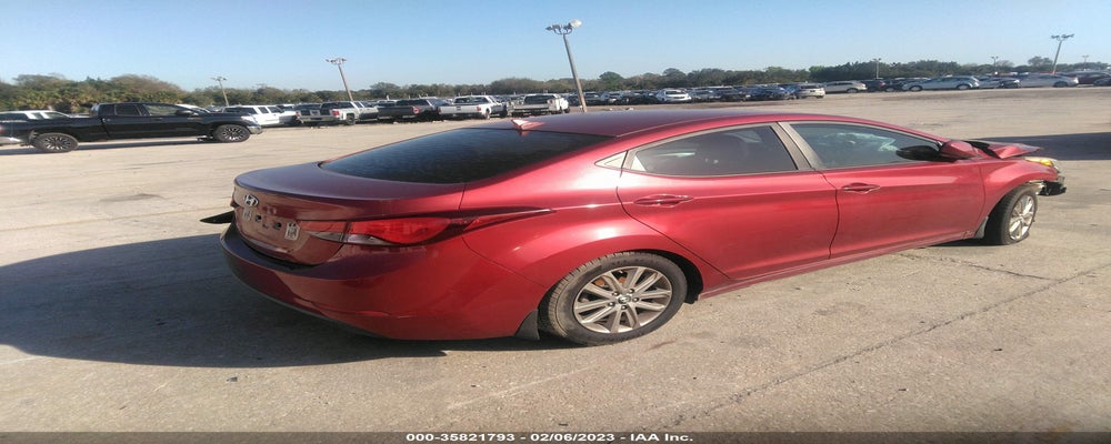 5NPDH4AE7FH574439 2015 HYUNDAI ELANTRA photo no. 4