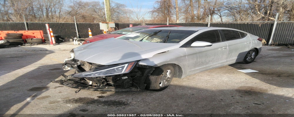 5NPD84LF1KH437237 2019 HYUNDAI ELANTRA photo no. 2