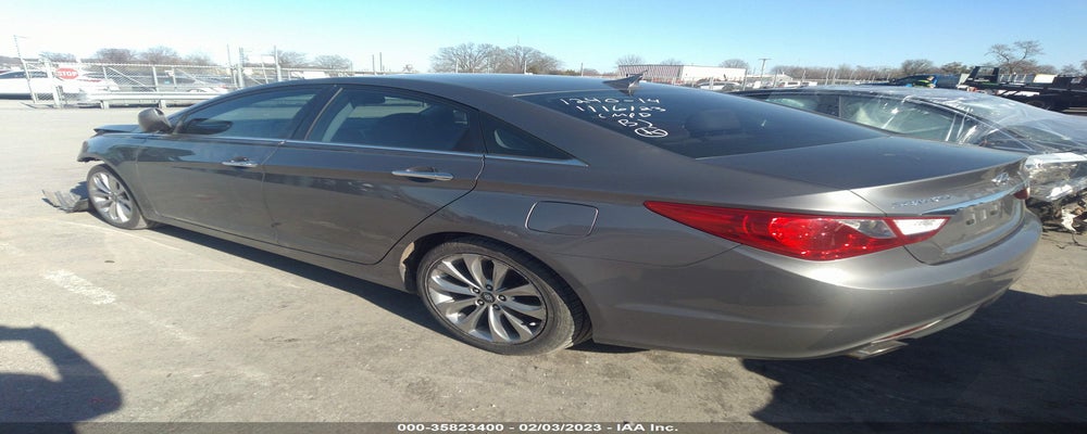 5NPEC4AC9BH215850 2011 HYUNDAI SONATA photo no. 3