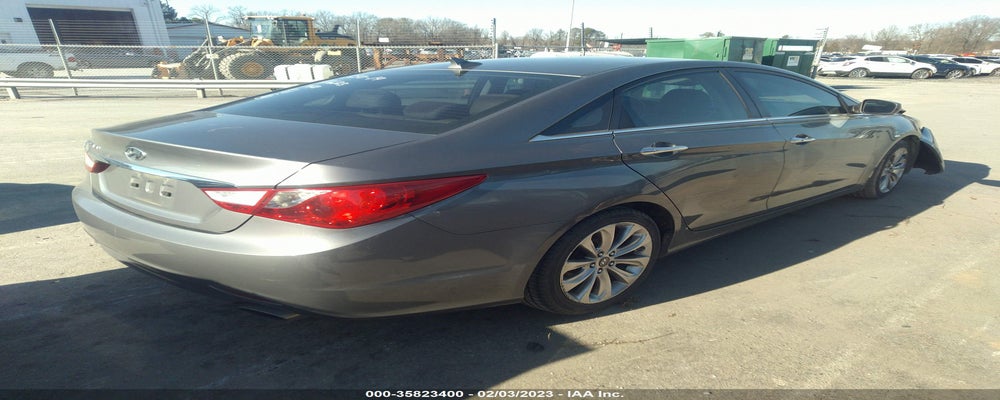5NPEC4AC9BH215850 2011 HYUNDAI SONATA photo no. 4